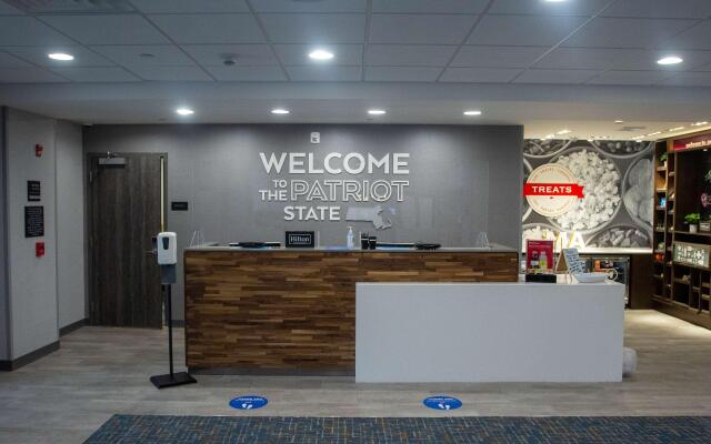 Hampton Inn & Suites North Attleboro