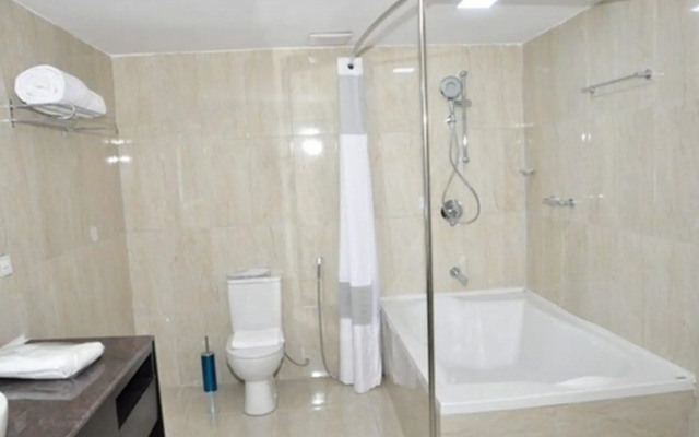 Rollace Hotel Lagos INTL