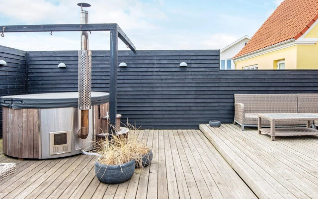8 Person Holiday Home in Thyboron