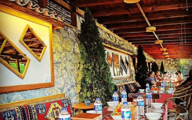 Yeni Konak Hotel