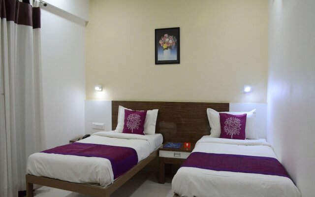 OYO 4017 Hotel Grand Ashwin 1