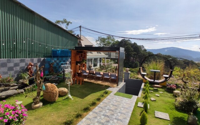 Elysian Homestay - Hostel