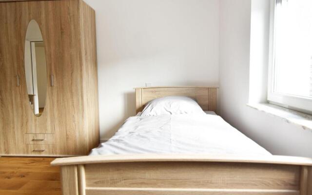 Moderne Ferienwohnung Mit Sat-Tv & Wlan