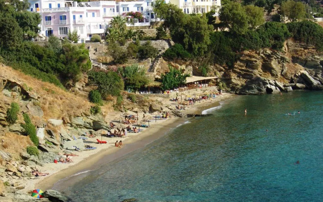 Aneroussa Beach Hotel
