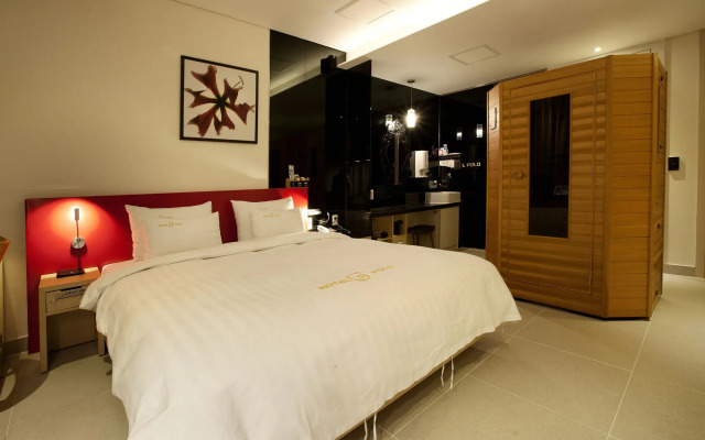 Polo Hotel