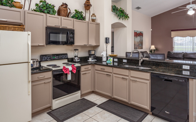 Eagle Pointe-ru1022