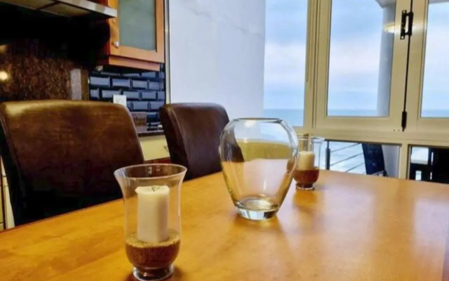 CHAKAS COVE BALLITO 2 Bedroom Beachfront Gem!