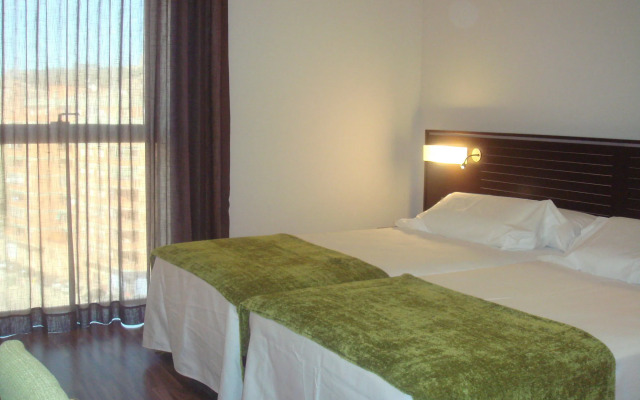 Globales Castillo de Ayud