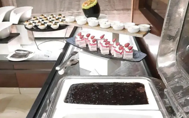Four Points by Sheraton Vadodara