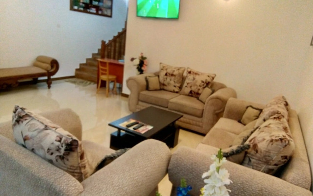 Kin Rock Bungalow