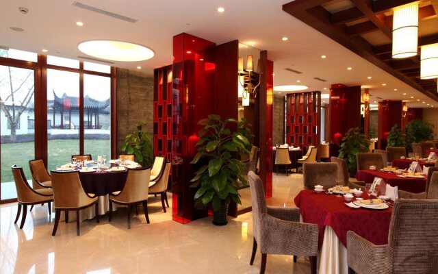Cyts Greentree Eastern International Hotel