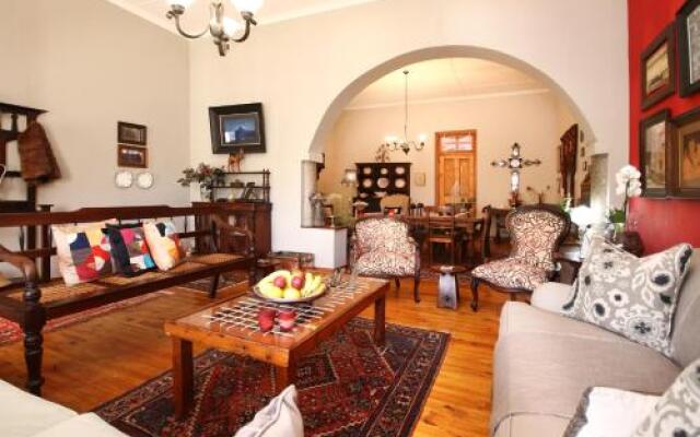 Nostalgia Self Catering Guesthouse