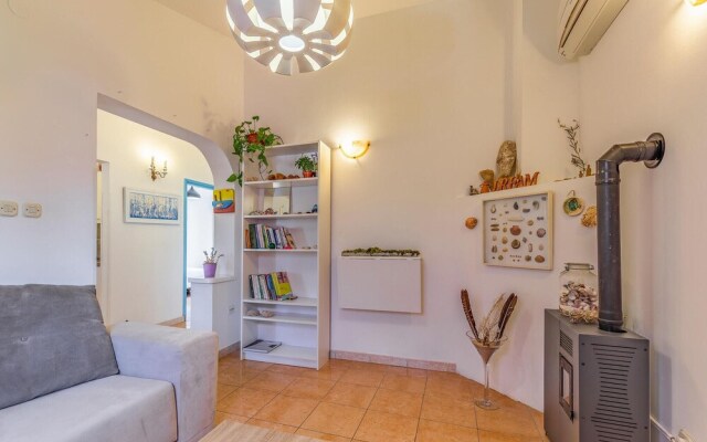 Nice Apartment in Premantura With Wifi and 2 Bedrooms