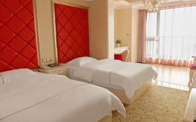 Yuntong Holiday Hotel