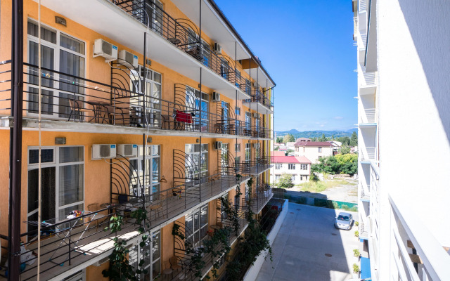 Море апартаментов на Станиславского 1А