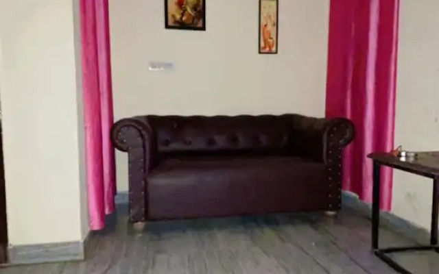 Goroomgo Black Hawk Jodhpur