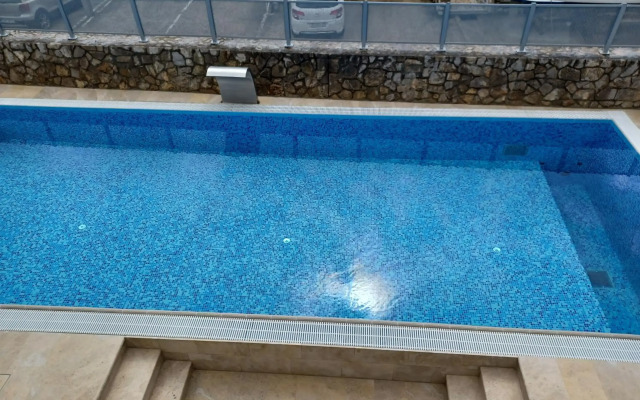 Abalone Hotel