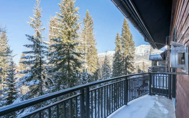 Bear Creek Lodge 403 4 Bedroom Condo by Alpine Lodging Telluride