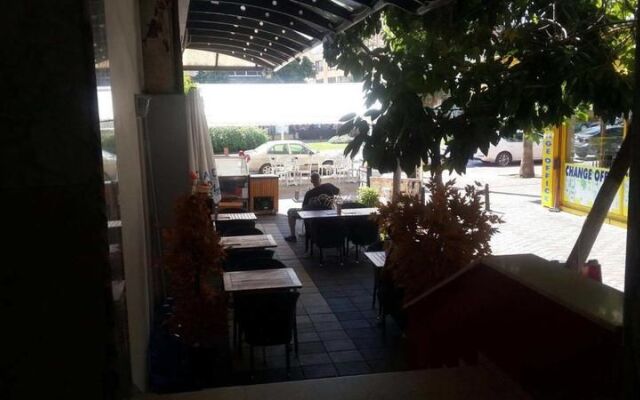 Guvenir Hotel