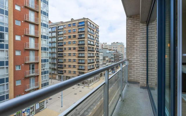 Nice Apartment on the 4th Floor for Family