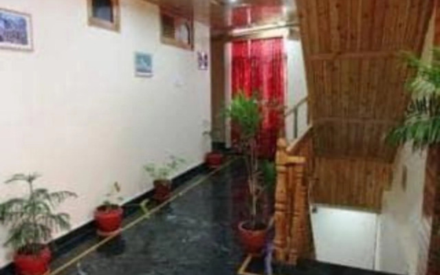 Hotel Naggar Delight