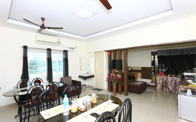 OYO 5045 Apartment NKS Leo Inn