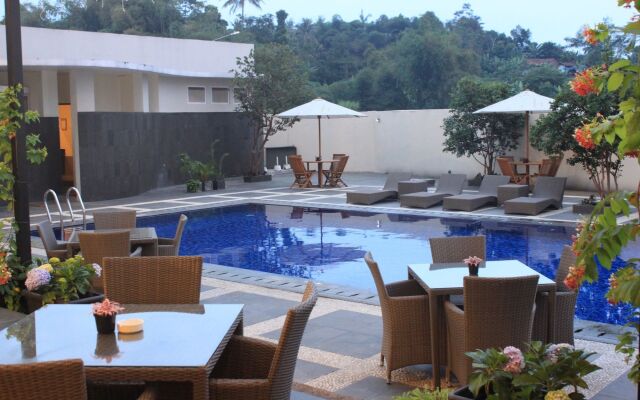 Horison Hotel Sukabumi