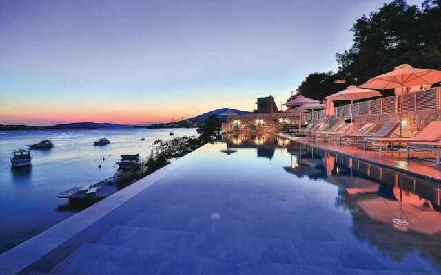 Awesome Home in Trogir With Sauna, Wifi and 4 Bedrooms