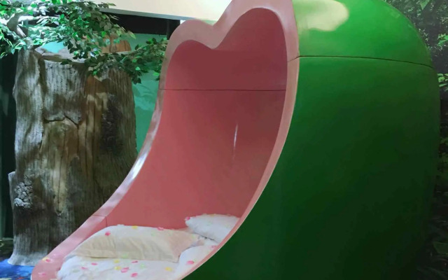 Shuangjiang Holiday Hotel