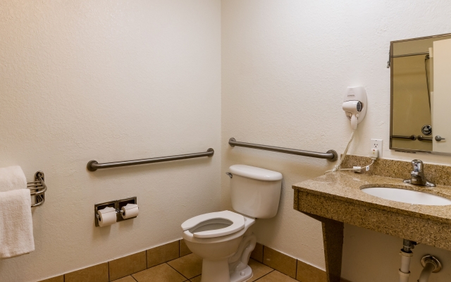 Quality Inn & Suites Orlando Airport