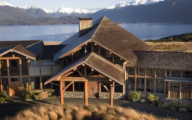 Fiordland Lodge