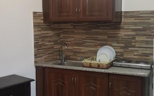 Alfakher Hotel Apartments