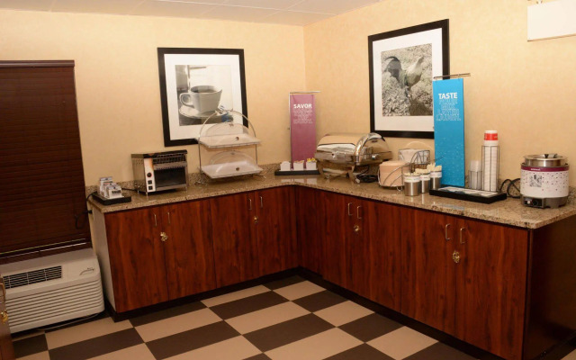 Hampton Inn Abingdon