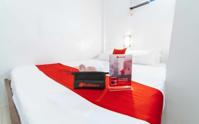 RedDoorz @ San Antonio Binan