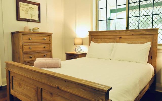 South Freo Bungalow The Hidden sanctuary with Spa Bath