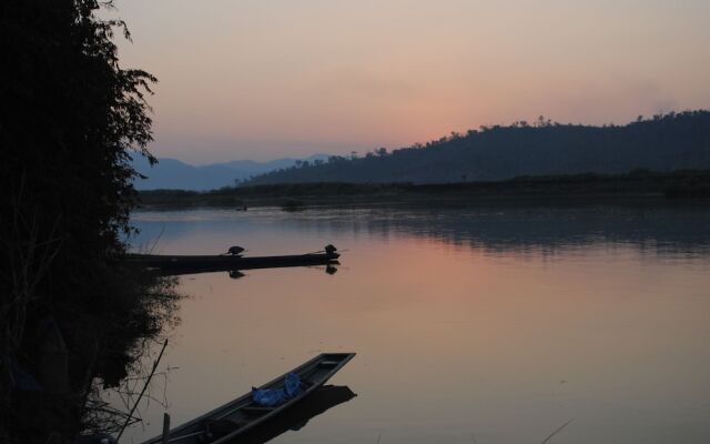 Mekong Riverside Resort & Camping