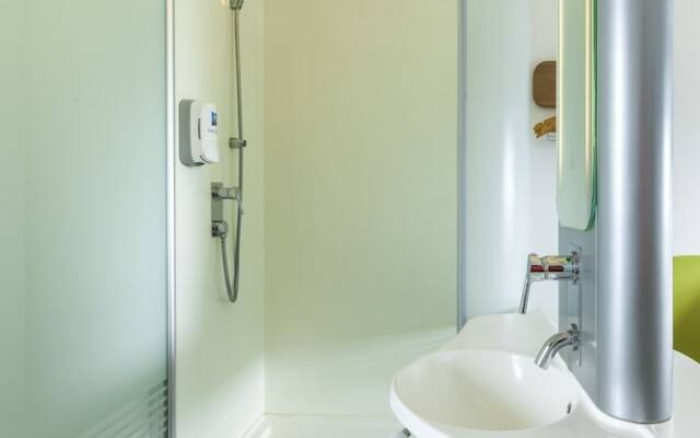 Ibis Budget Surabaya HR Muhammad