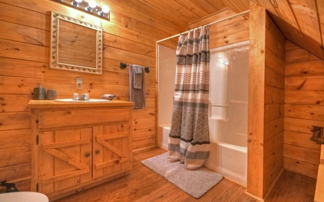 Grey Wolf Lodge