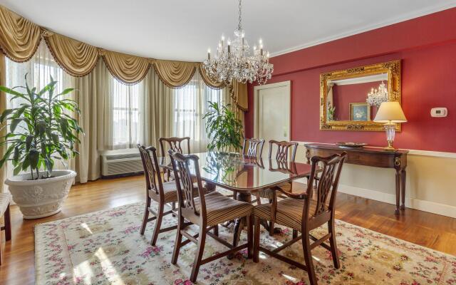Omni Shoreham Hotel