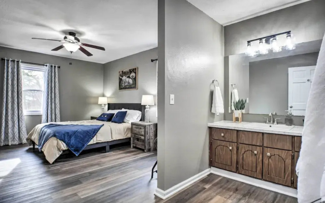 Family-friendly Springfield Home w/ Yard!