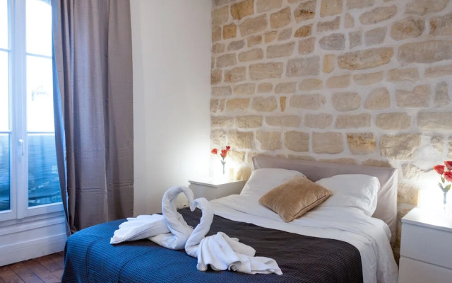 Pelicanstay in Central Paris