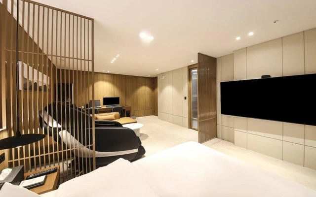 Wonju Central Hotel