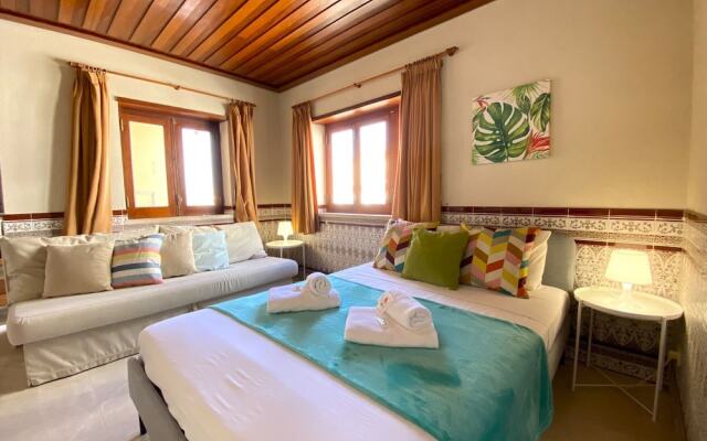 Monte Gordo Beachview I by Homing