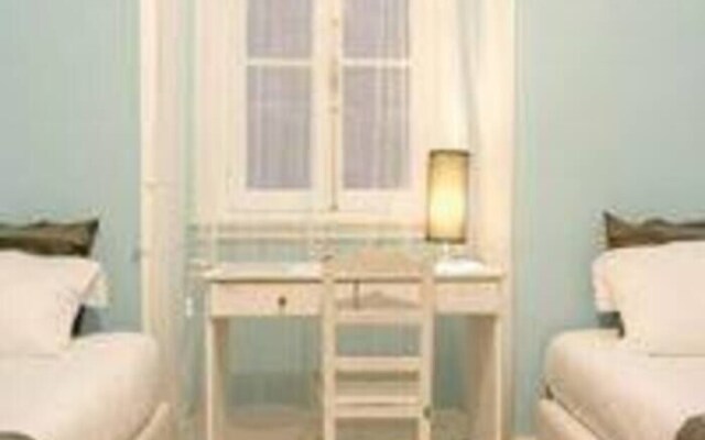 Royal Park Lisbon Guest House