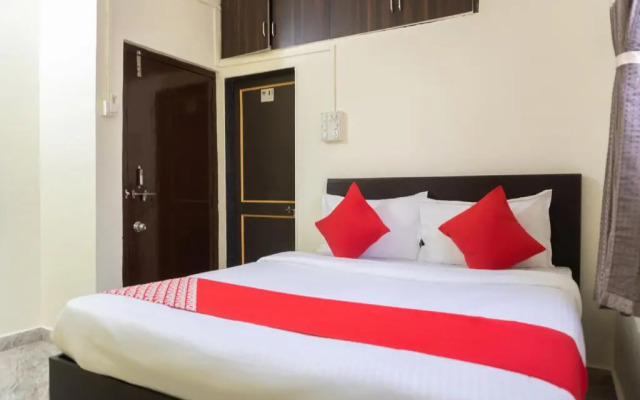 Hotel Sanket by OYO Rooms