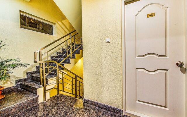 FabHotel Vipra Enclave