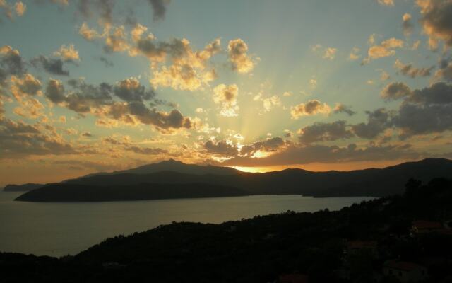 Struttura Turistica Villa Calamita