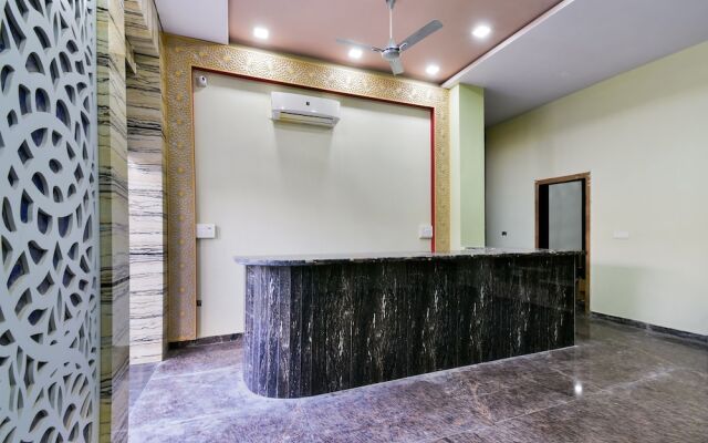 OYO 35433 Hotel Sethi Palace