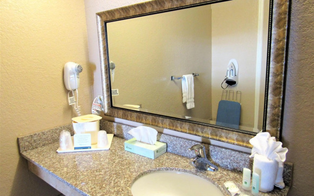 Quality Inn & Suites Conference Center