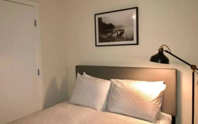 Charming Buckhead Studio